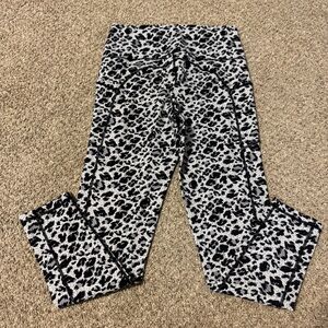 ZYIA Black and White Patterned Leggings M